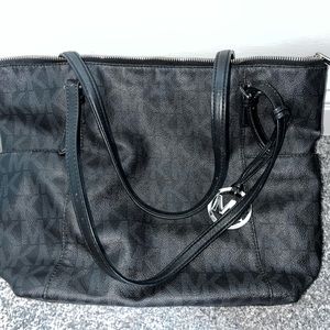 Used Black michael kors leather bag